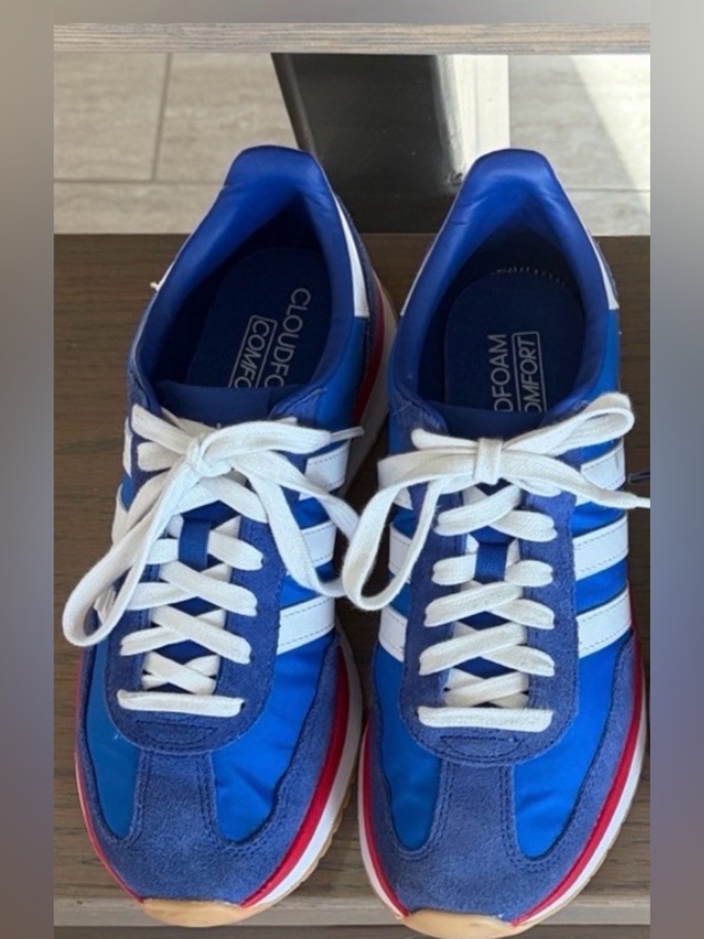 adidas Women's Blue & Red Retro Sneakers